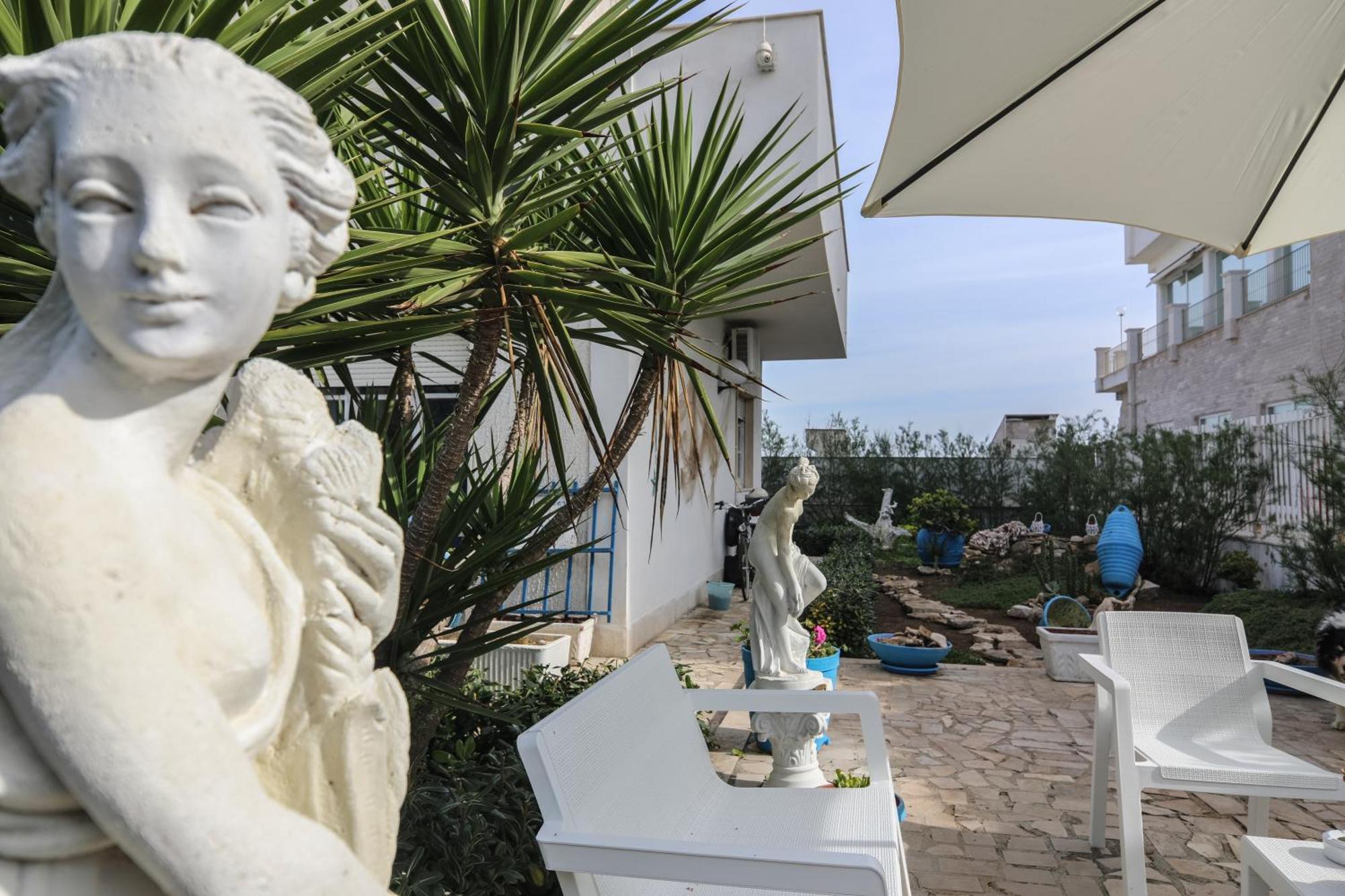 ジョヴィナッツォ Ventana Del Mar Bed & Breakfast エクステリア 写真